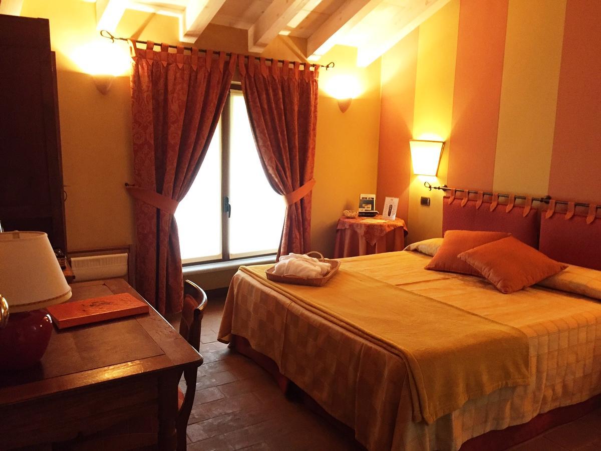 Hotel Locanda Da Carla Vigevano Extérieur photo