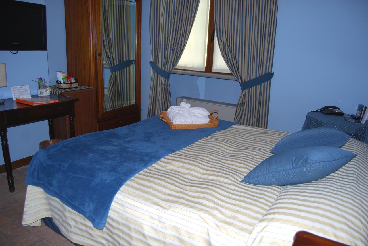 Hotel Locanda Da Carla Vigevano Extérieur photo