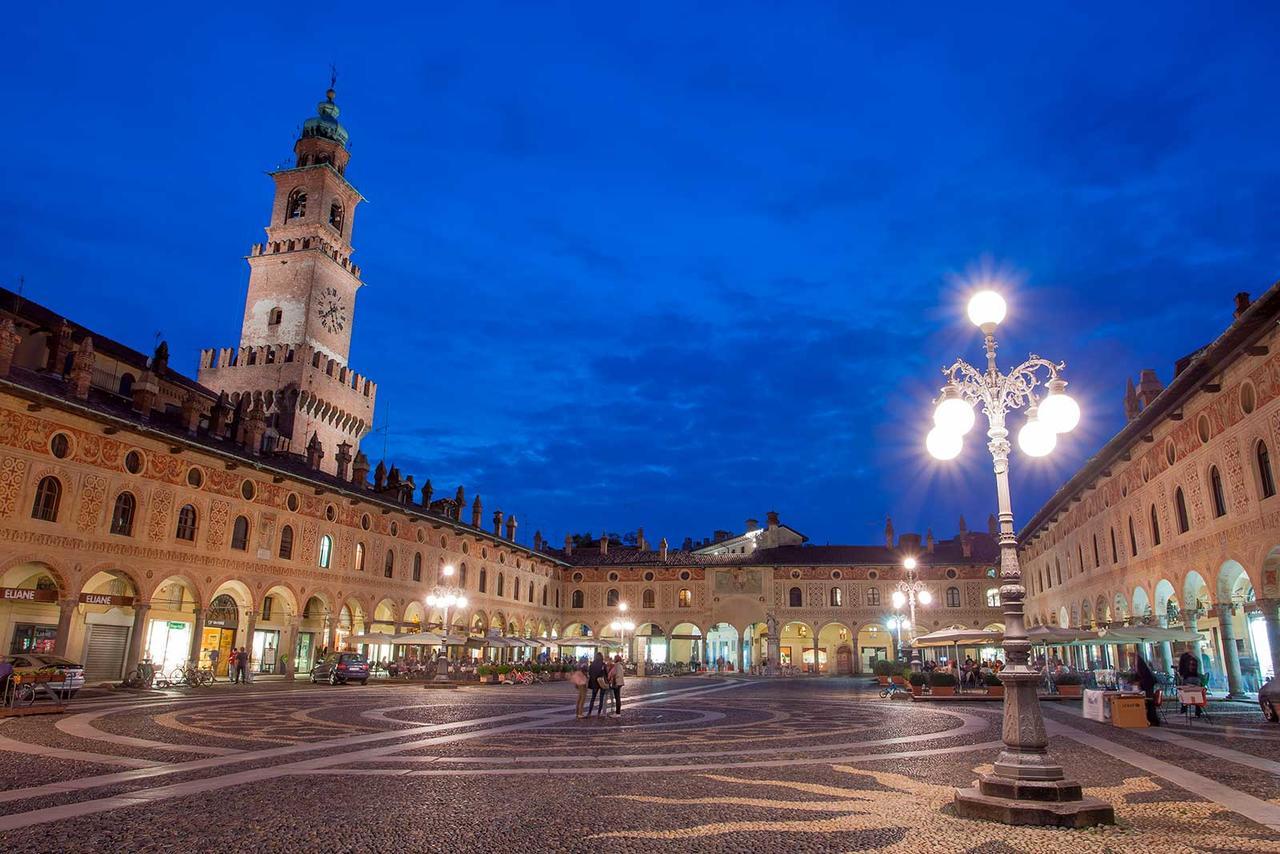 Hotel Locanda Da Carla Vigevano Extérieur photo